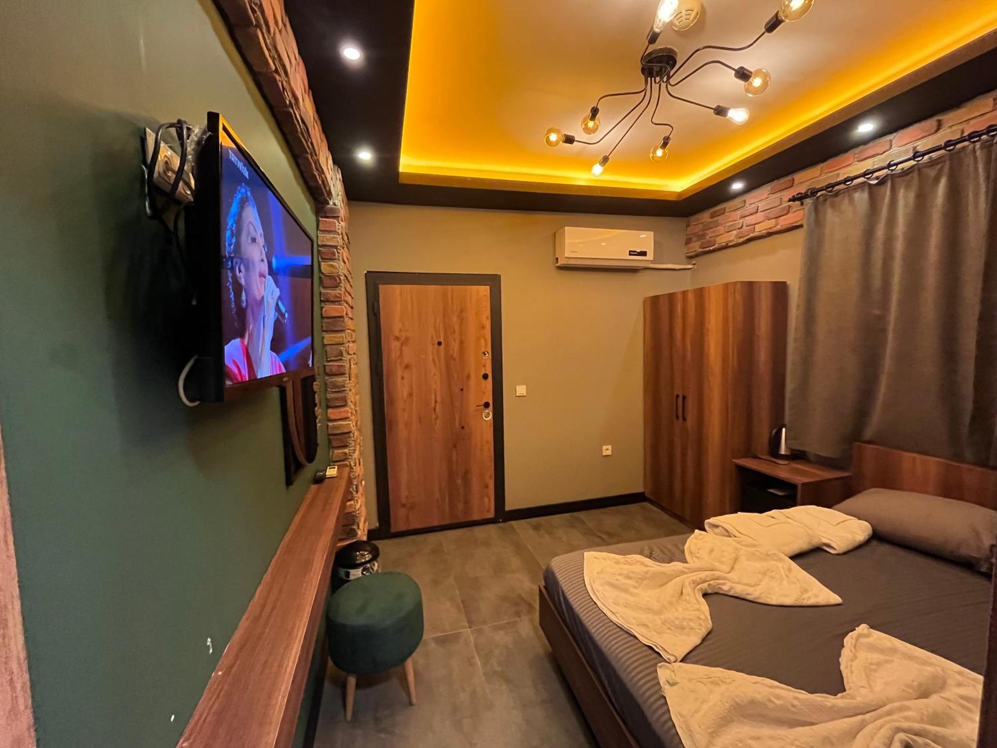 Yakamoz Apartament *